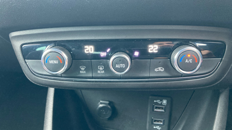 Vauxhall Crossland 1.2 Turbo [130] SRi Nav 5dr Auto Petrol Hatchback